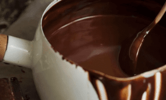 Шоколад из какао и молока